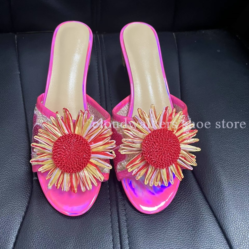 Embroidery Embellishments - Mule d'été à bout ouvert avec