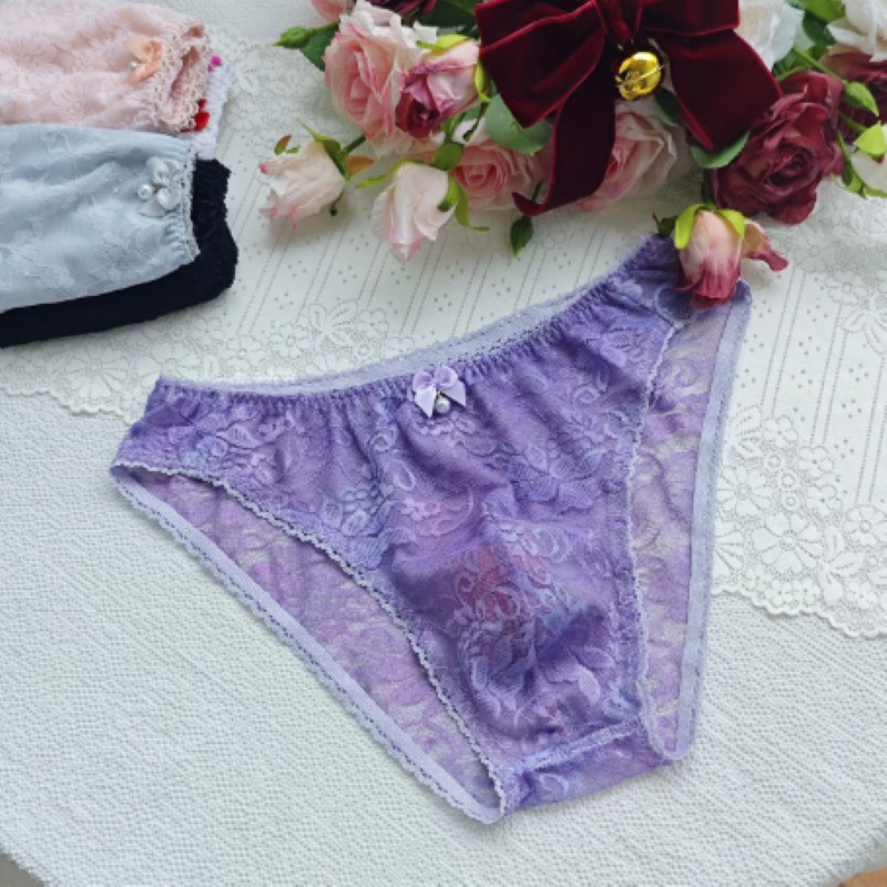 Culotte en dentelle transparen - Embroidery Embellishments avis et prix